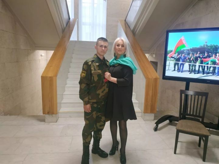 Житель Бреста награжден Министром обороны за лучшие результаты в боевой подготовке