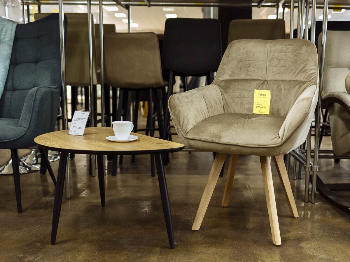 Огромный выбор столов, стульев, кресел в Бресте. Обзор дискаунтера мебели и фурнитуры «Акс-мебель»