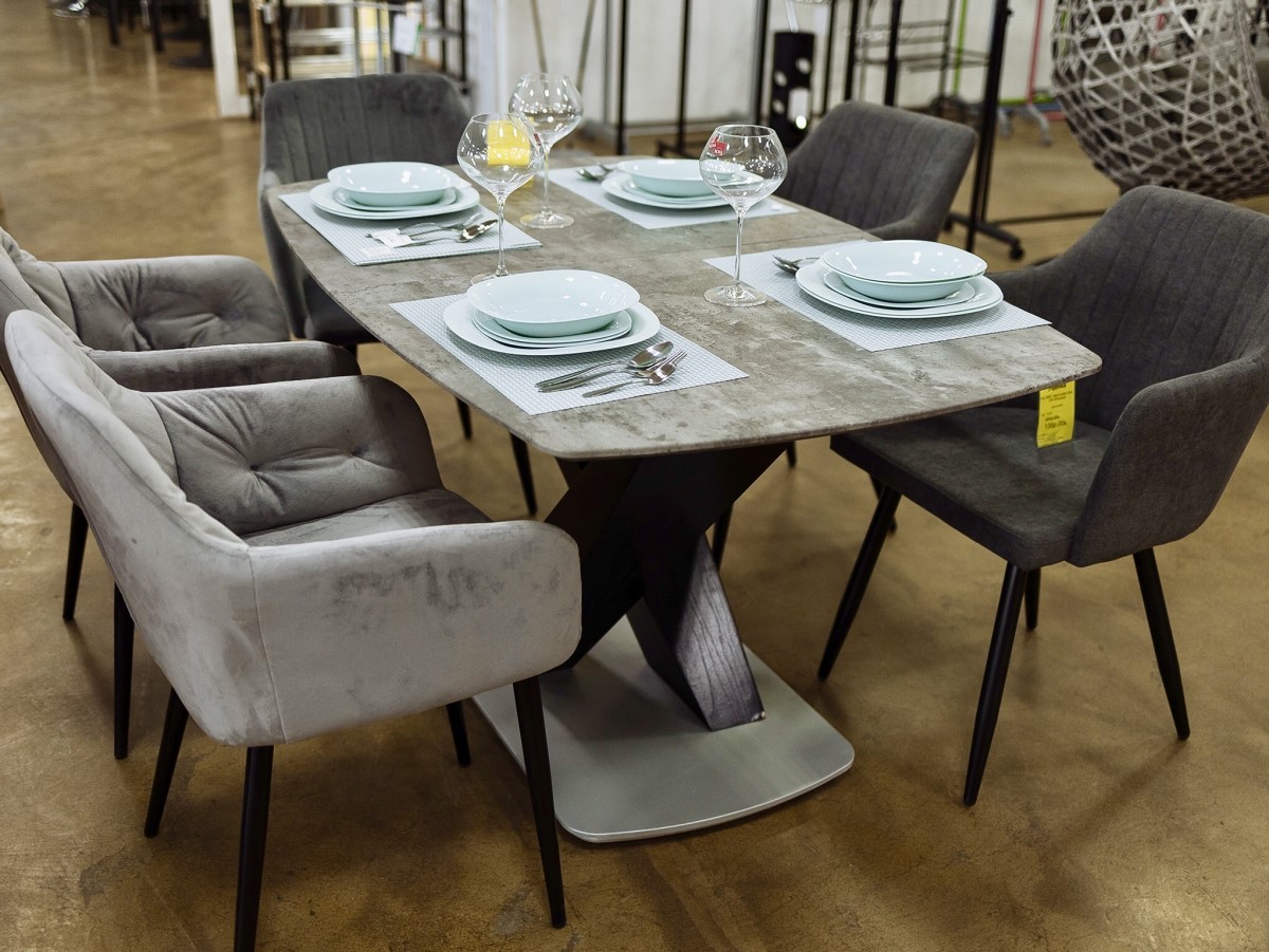 Огромный выбор столов, стульев, кресел в Бресте. Обзор дискаунтера мебели и фурнитуры «Акс-мебель»