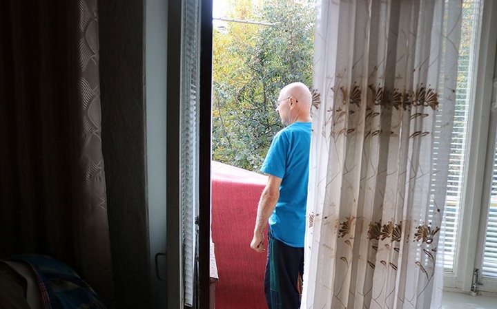 Что стало причиной появления «водопада» на стене пятиэтажки в Барановичах