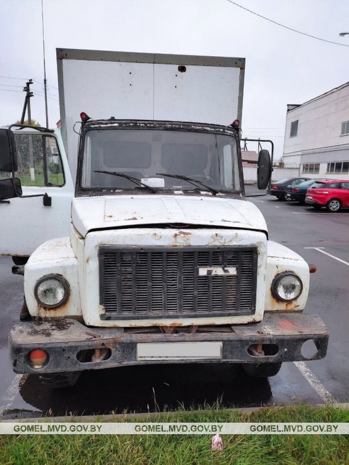 «ГАЗон» перевозил почти 6 тонн металлолома без документов. Грузовик арестован, лом изъят