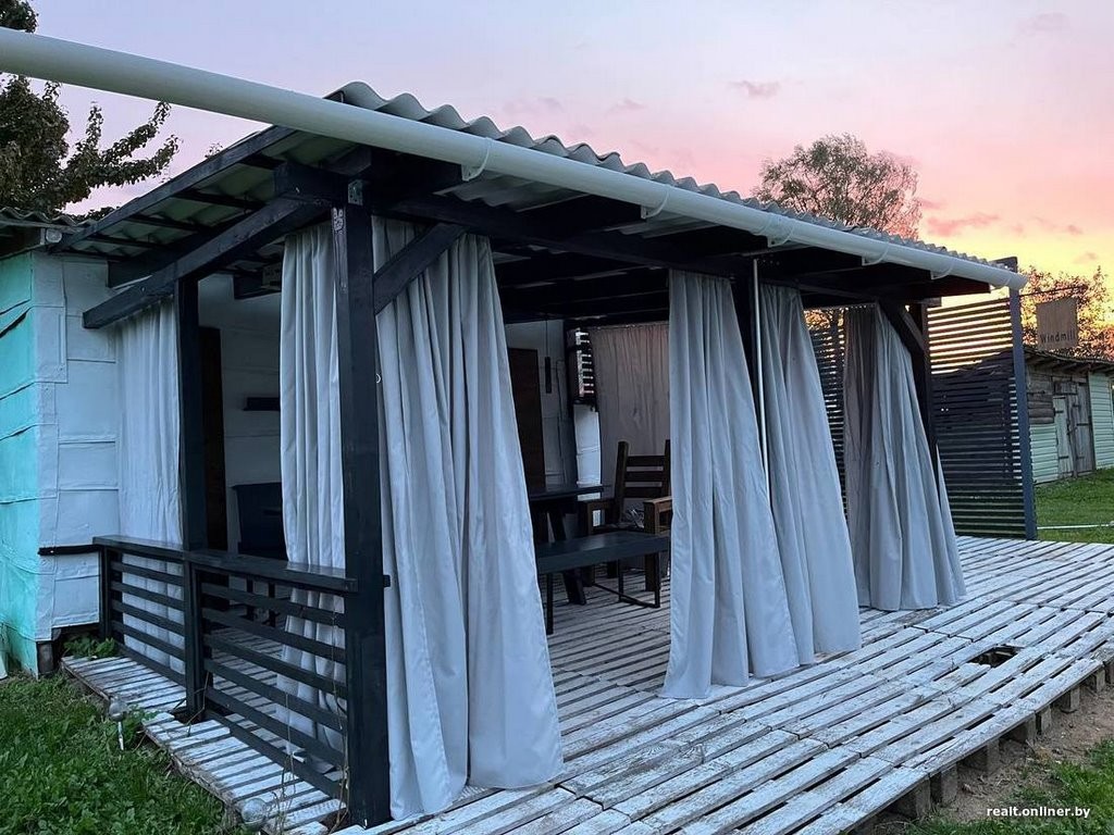 Вот такую красоту сделал белорус на своем дачном участке за 1000 рублей