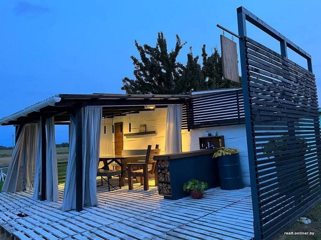 Вот такую красоту сделал белорус на своем дачном участке за 1000 рублей