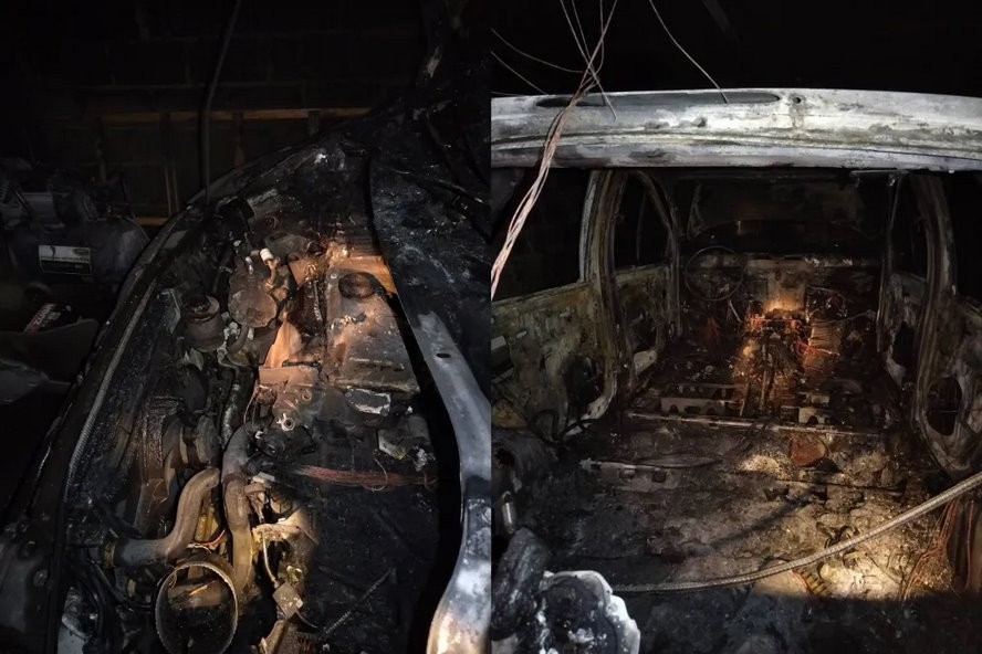 Жилой дом и гараж с автомобилем горели в Березовском районе