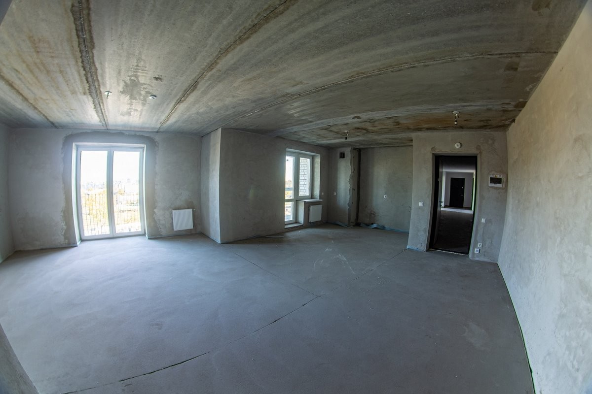 В центре Бреста сдали дом с модными планировками. Узнали, по чем там квартиры