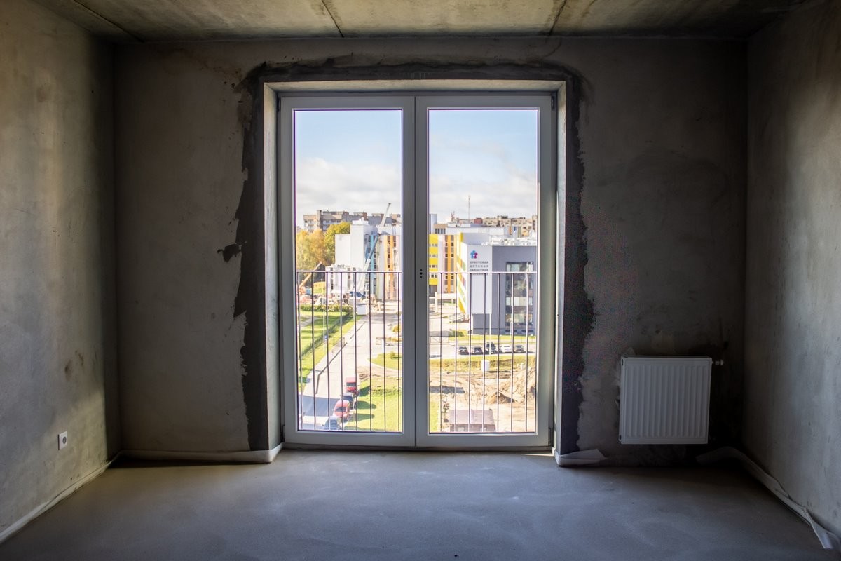 В центре Бреста сдали дом с модными планировками. Узнали, по чем там квартиры