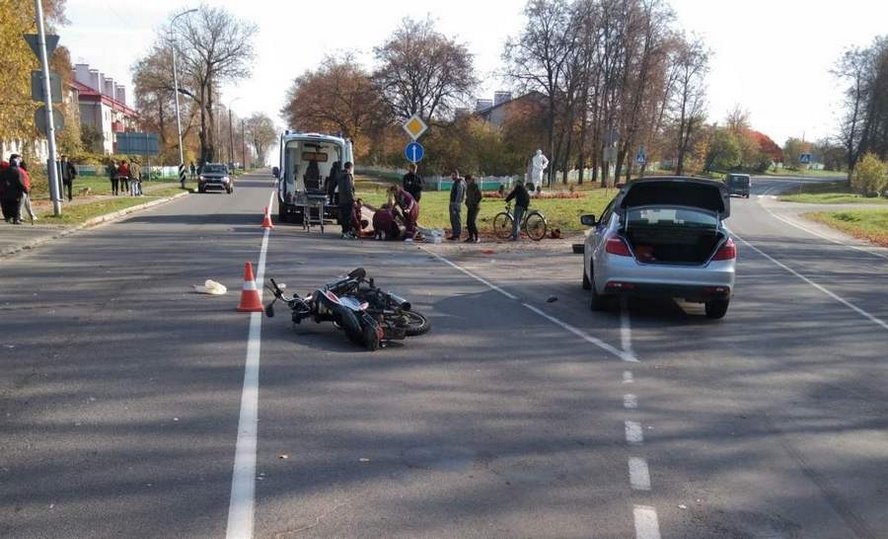 В ДТП в Каменецком районе серьезно пострадал водитель мопеда