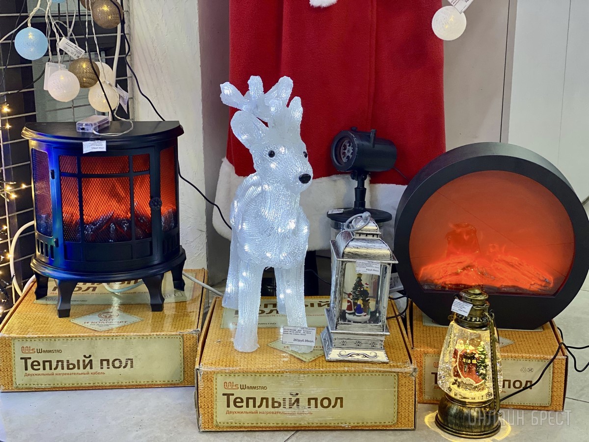 Готовиться к Новому году выгоднее уже сейчас. Гирлянды, декоративные камины, светомузыка и другие товары по отличным ценам в магазине «Вся электрика» на Пушкинской