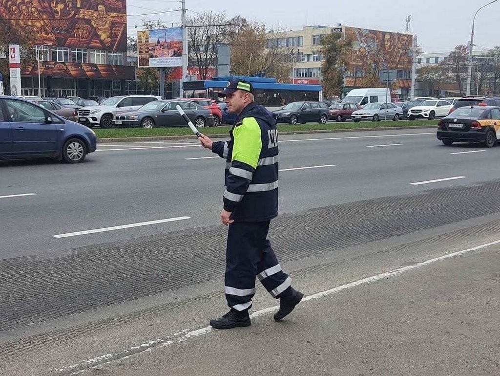 В Бресте образцовые водители получили подарки накануне Дня автомобилиста