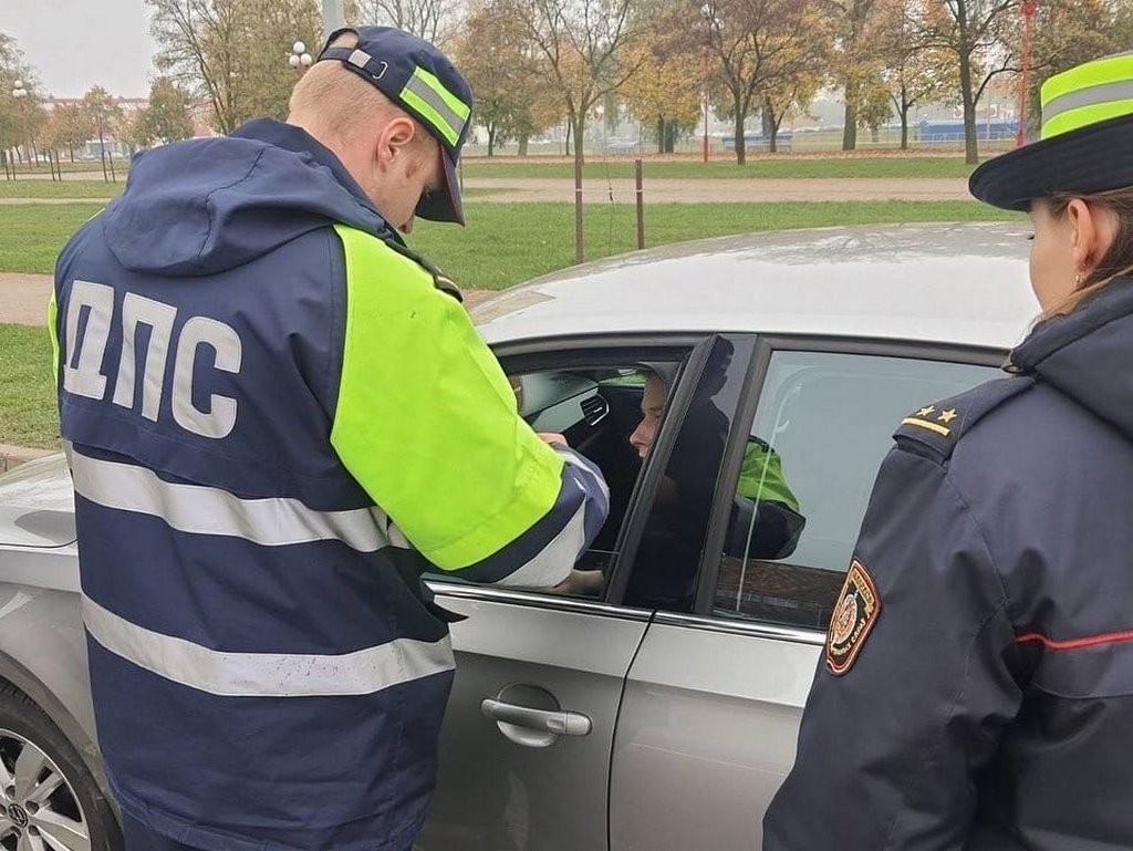 В Бресте образцовые водители получили подарки накануне Дня автомобилиста