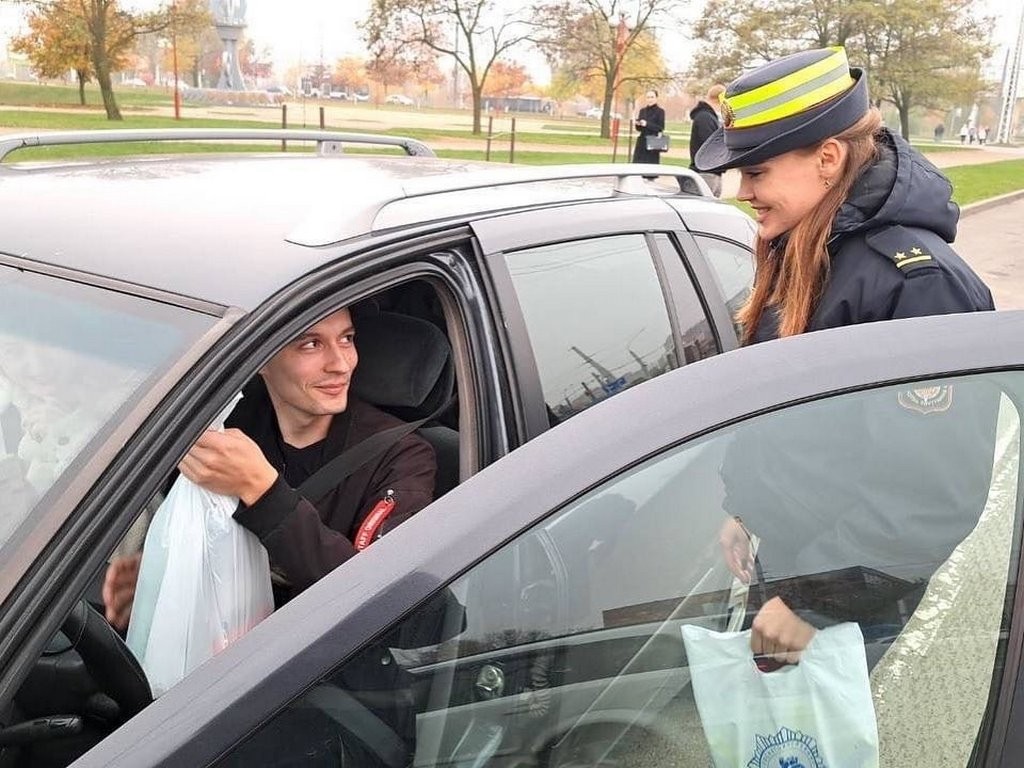 В Бресте образцовые водители получили подарки накануне Дня автомобилиста