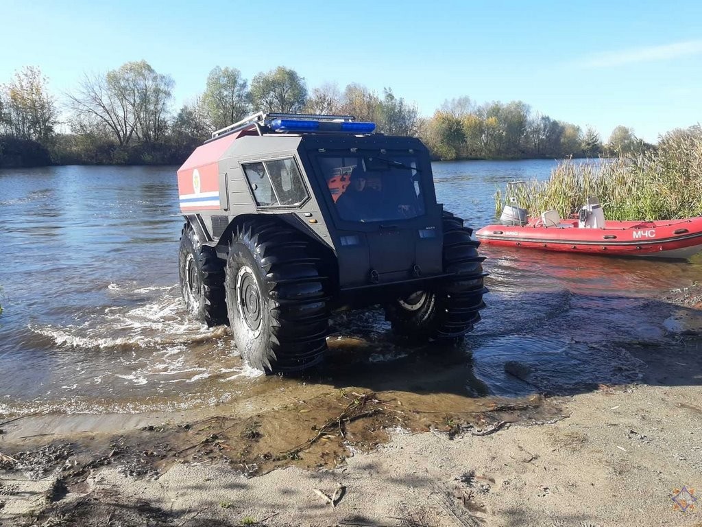 У пинских спасателей появился супервездеход. Что он может?