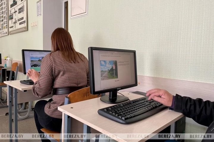 Победила автоледи: в Березе состоялся конкурс «Лучший водитель – 2022»