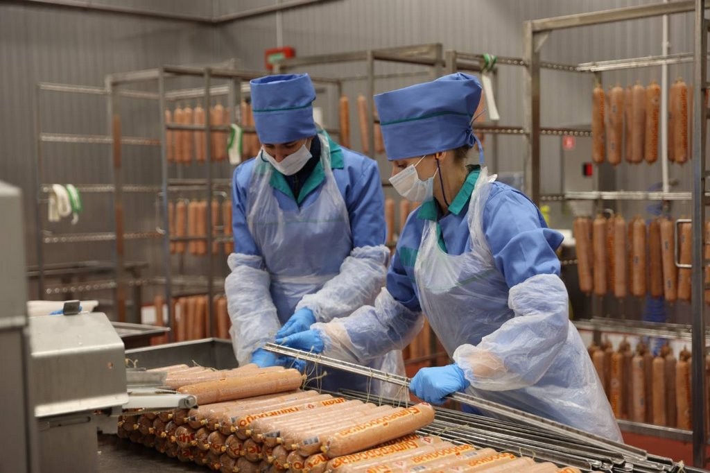 Новый цех по производству колбасных изделий запустили в Кобрине