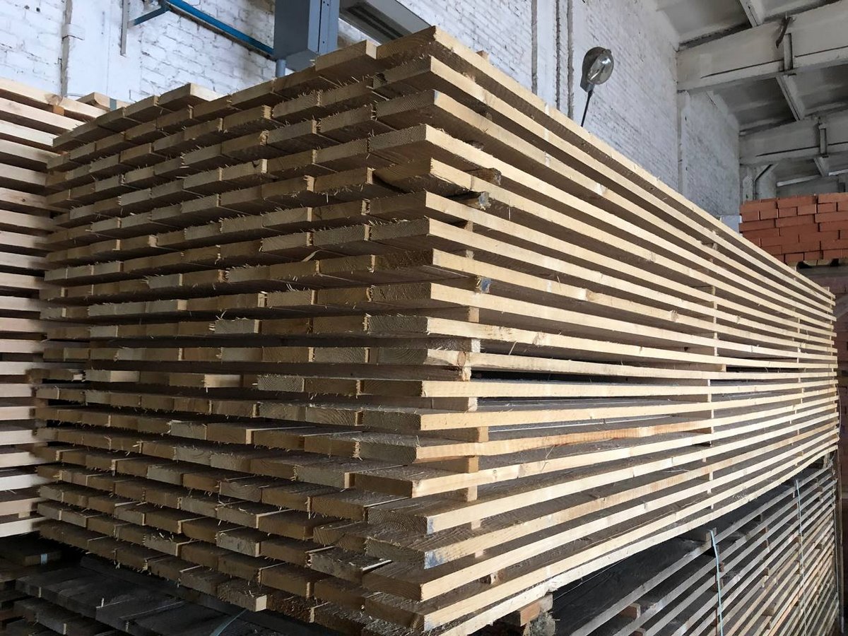 «Строй с нами» в Бресте и Малорите: строительство домов под ключ, продажа стройматериалов, услуги гидроманипулятора