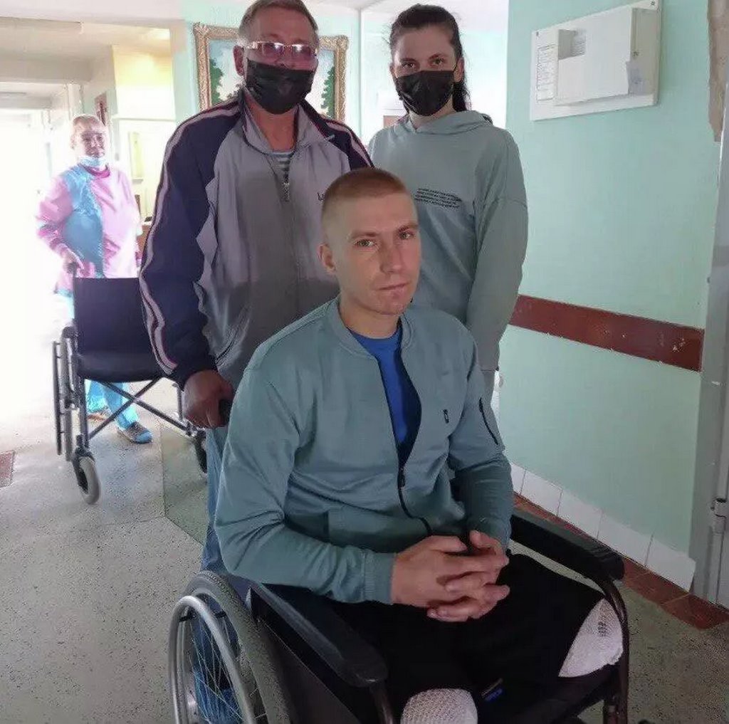 «Ты не встанешь…» – белорус потерял в ДТП ноги и учится жить заново