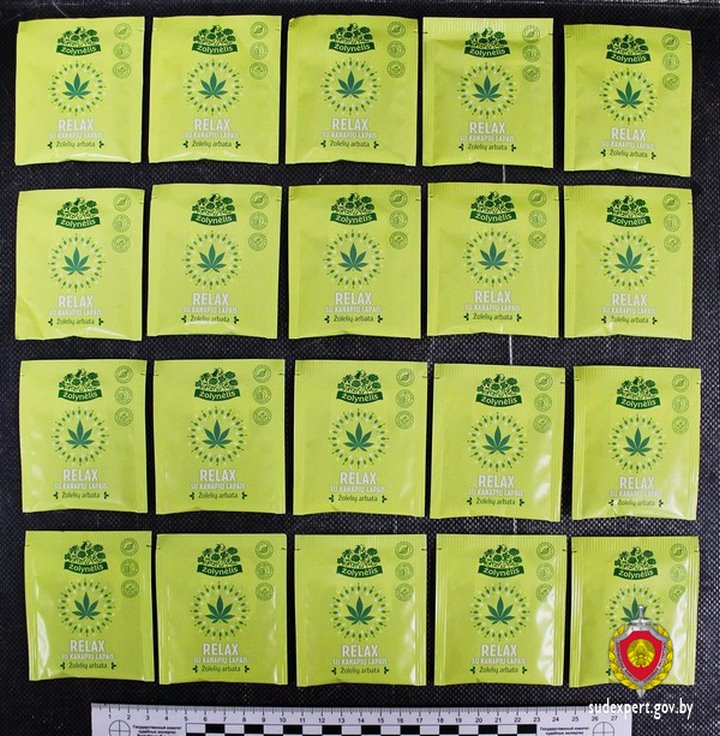 Белорус вез через границу чай Relax. Оказалось, сувениры с листиком конопли таможня изымает