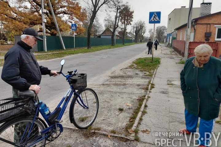 Два километра за хлебом. Почему на Фортечной жители ощущают себя вдали от цивилизации?