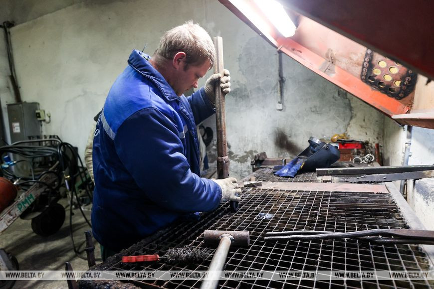 Как хрупкая женщина стала механизатором. Репортаж из Каменецкого района