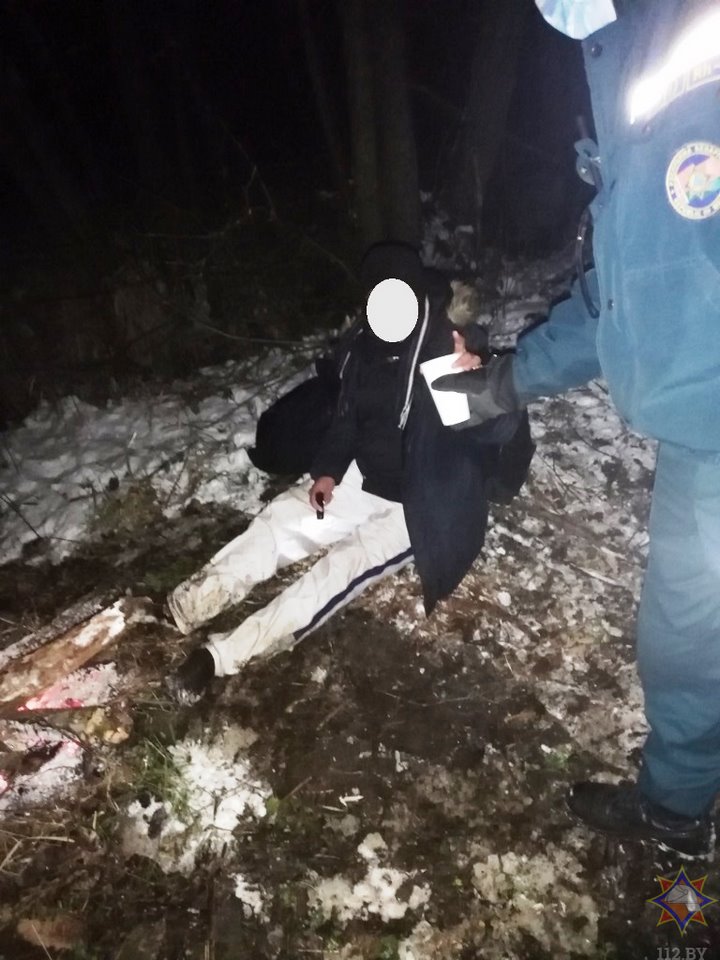 Госпитализированы с переохлаждением. Троих заблудившихся человек спасли в Пружанском районе