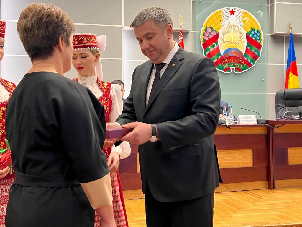 В Брестском облисполкоме вручили госнаграды передовикам АПК