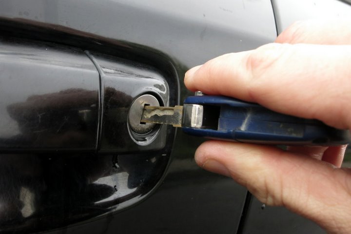 Замерзли замки! Что делать и как до этого не доводить