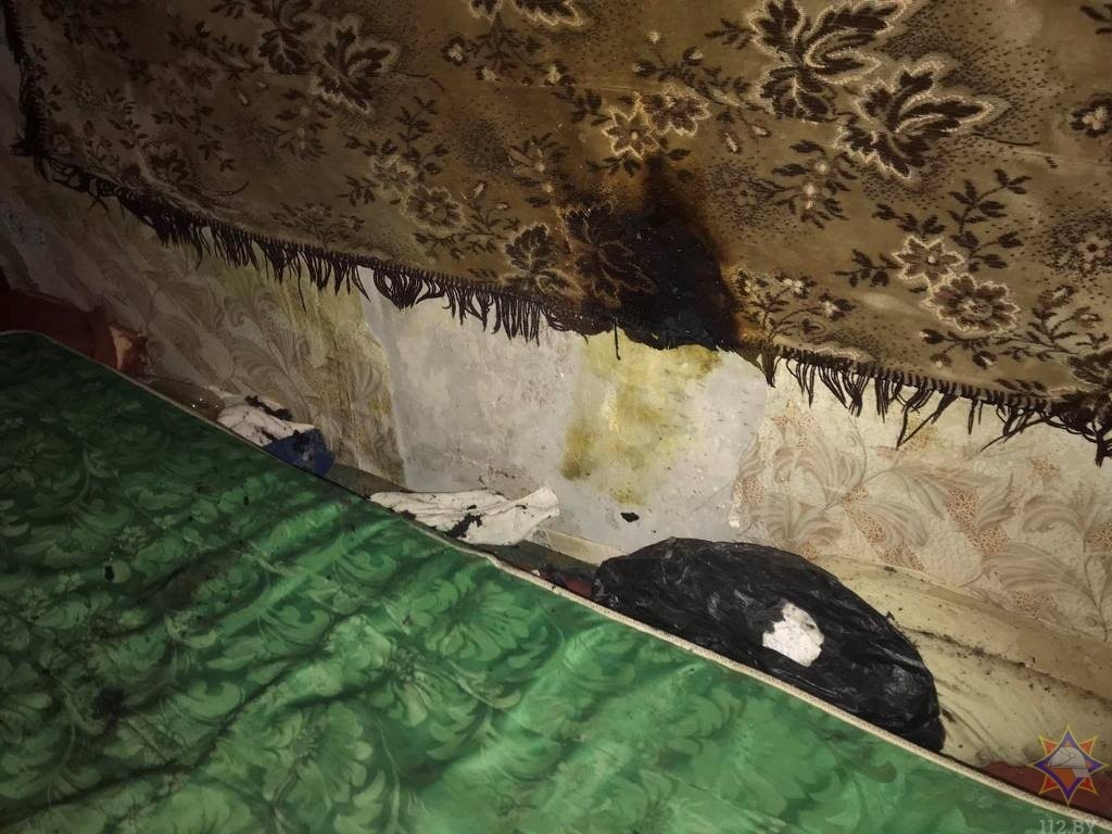 На пожаре в Ивацевичах хозяина квартиры спас сосед
