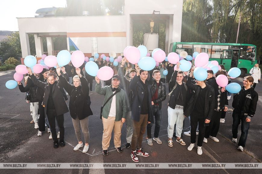 Репортаж из брестского роддома в День матери