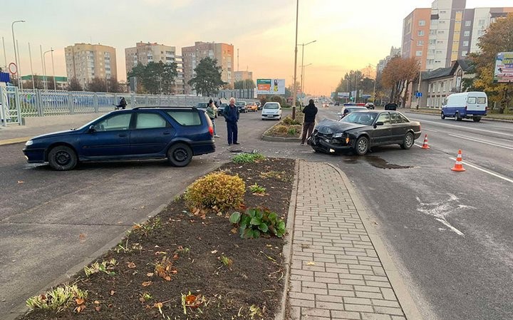 Маленькая девочка травмирована в результате аварии в Барановичах