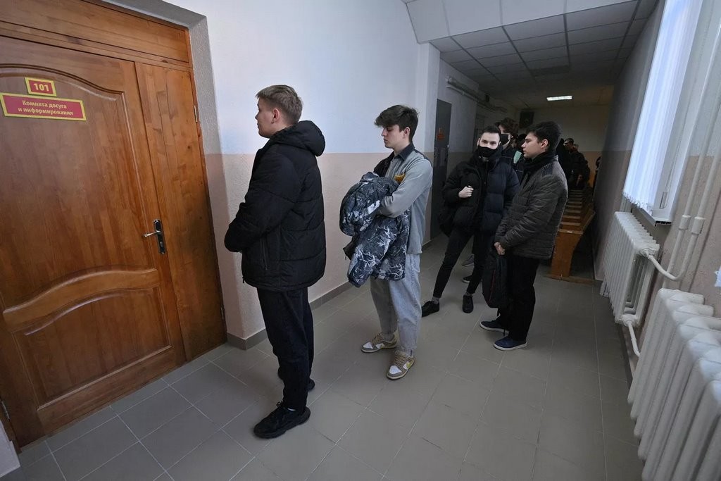 Как проходит призыв в военкоматах Беларуси