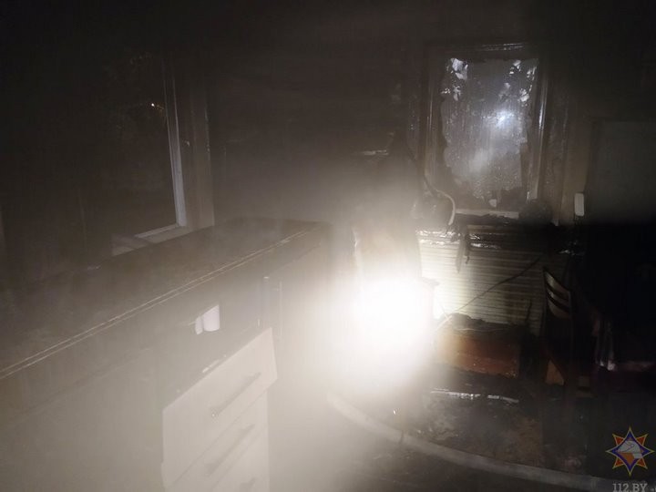 На пожаре в Ивацевичском районе хозяин дома спас сожительницу