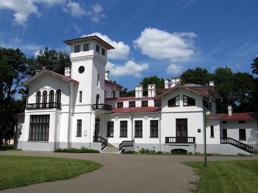 Белорусская пещера, водопад и экотропы в болотах. Топ таинственных и красивых мест для отдыха осенью