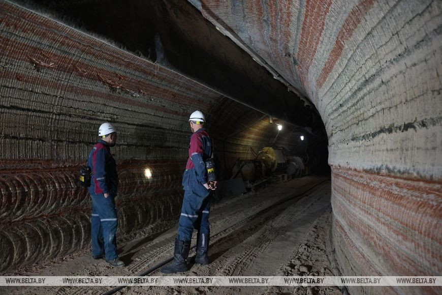 «На пенсии мне снится шахта». Узнали, каково это - проработать под землей 35 лет