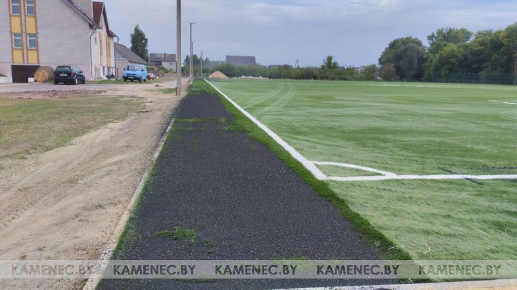 До и после. Предлагаем посмотреть на изменения Каменецкого стадиона «Колос» после обновления