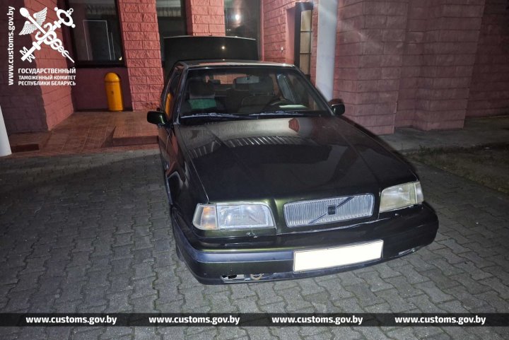 Четыре факта ввоза партий сыра под видом товаров для личного пользования выявили брестские таможенники