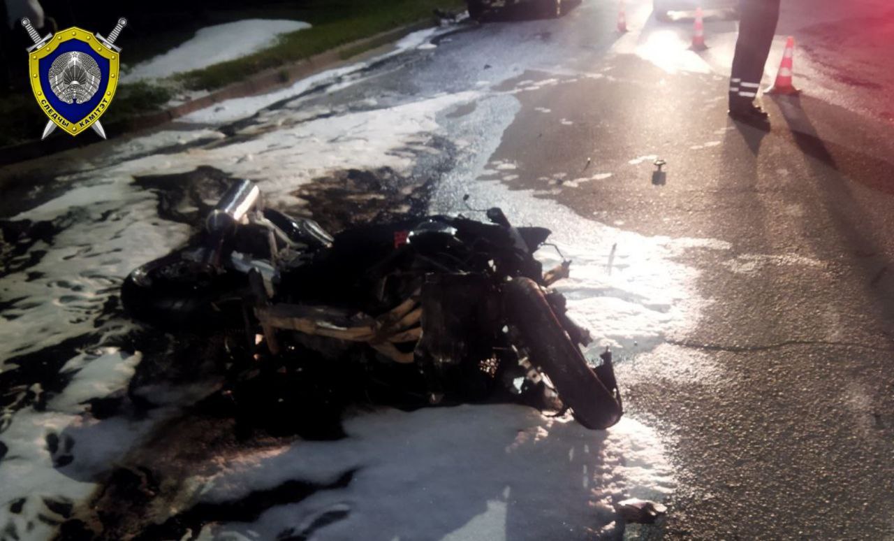 В Барановичах в ДТП погибли водитель и пассажир мотоцикла. Возбуждено уголовное дело.
