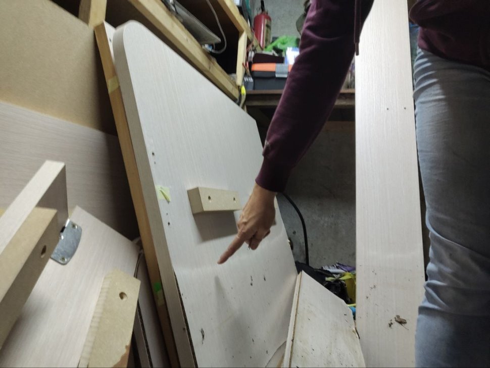 А компенсировать ущерб кто будет? Подвал в пятиэтажке залило кипятком, «сварилась» детская кровать