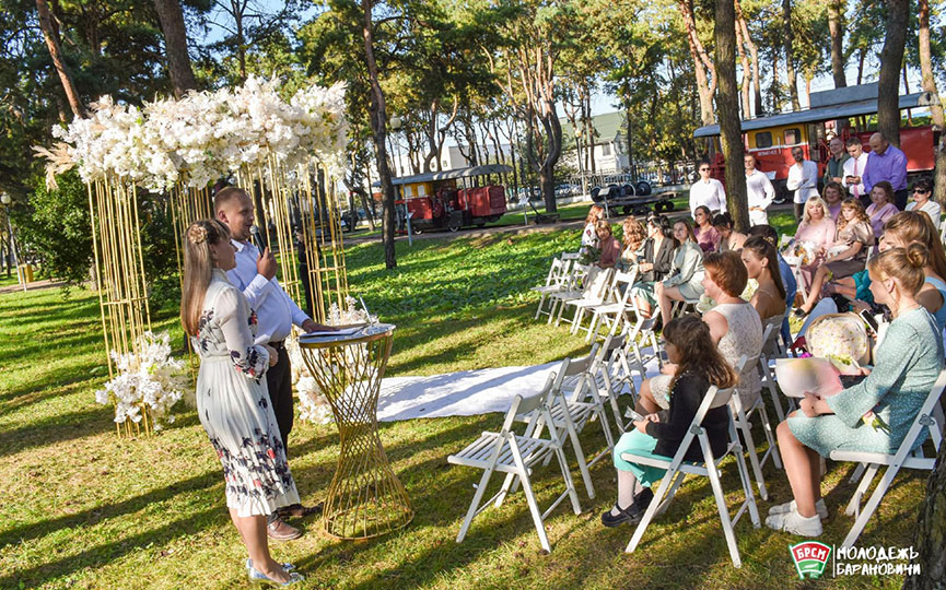 Железнодорожная свадьба в Барановичах