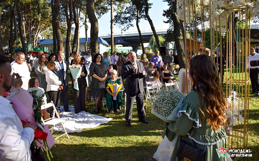 Железнодорожная свадьба в Барановичах