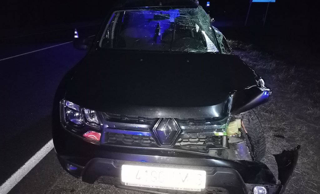 Погибла мать шестерых детей. Водитель грузовика врезался в легковушку на трассе