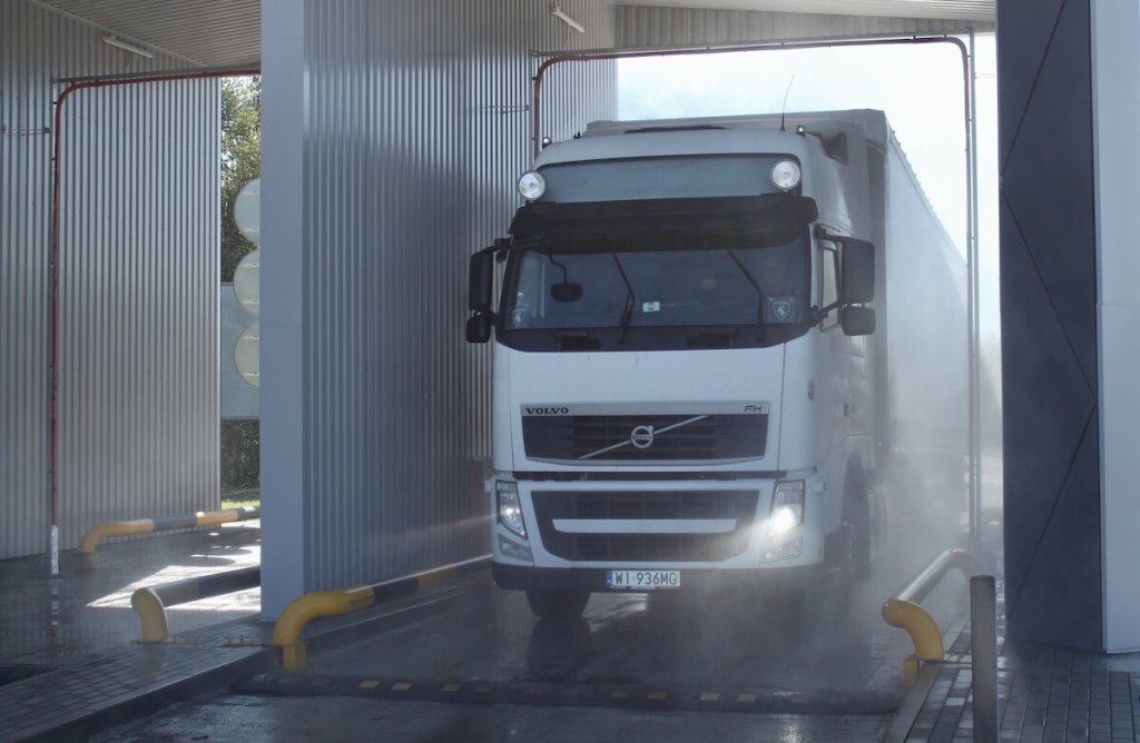 Дезинфекции транспорта на границе