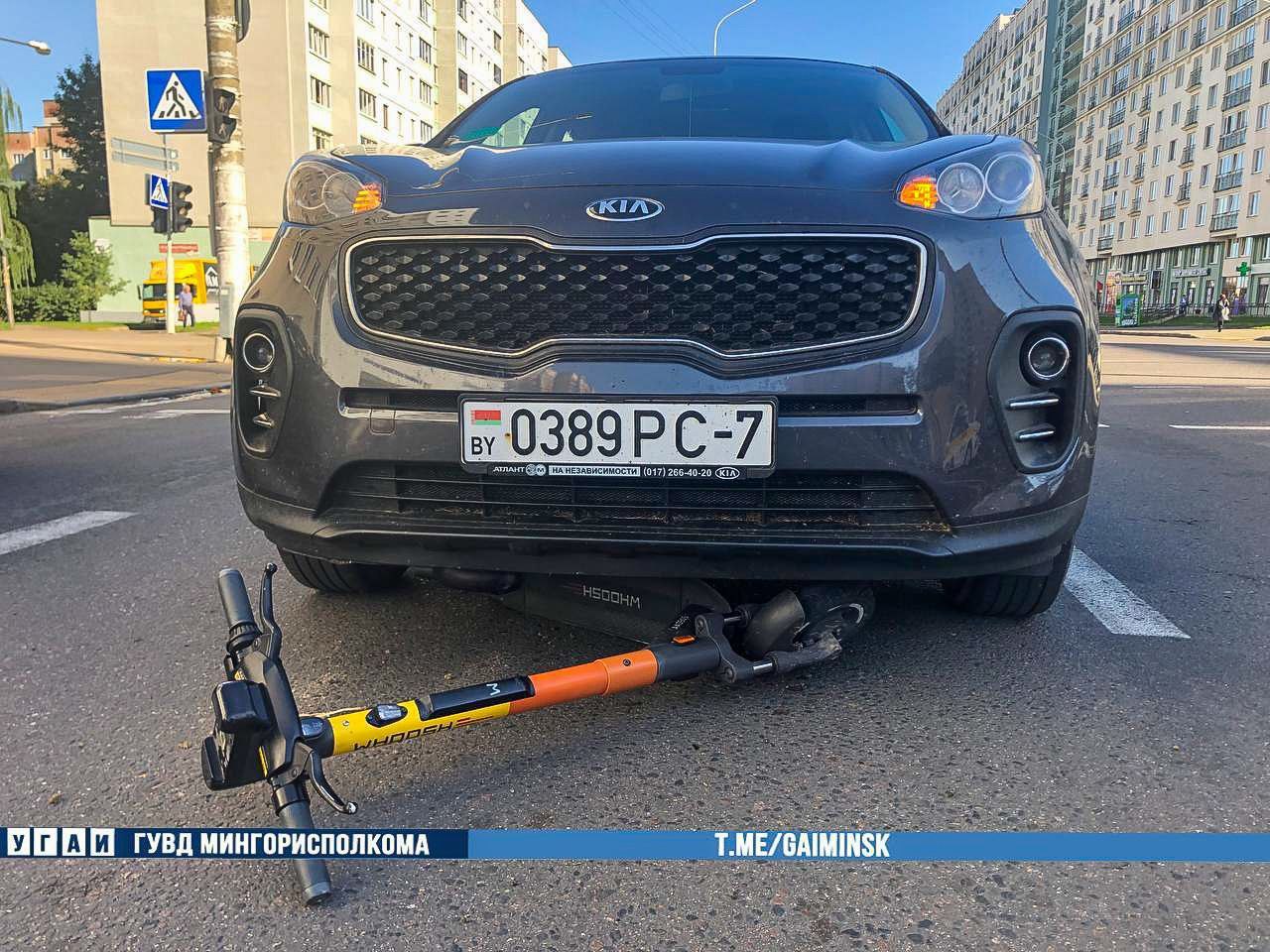 Мальчик на самокате попал под колеса авто в Минске. Это попало на видео