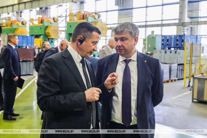 Губернатор Ульяновской области России посетил УП «Гефест-техника»