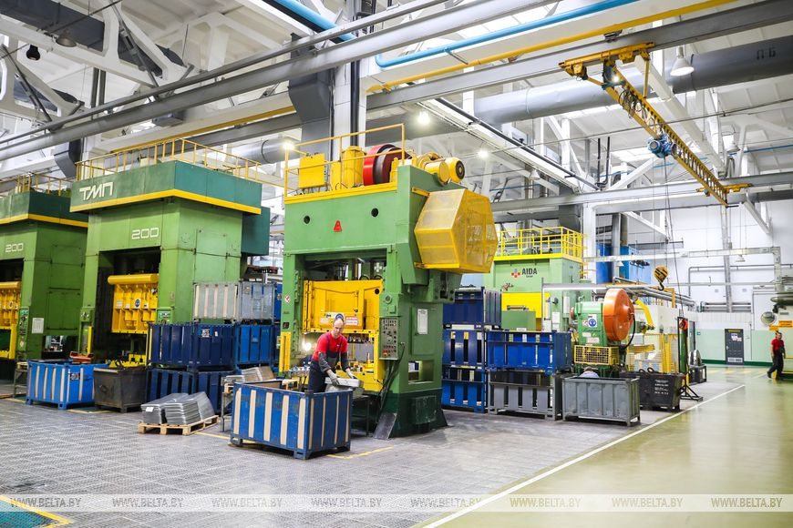 Губернатор Ульяновской области России посетил УП «Гефест-техника»