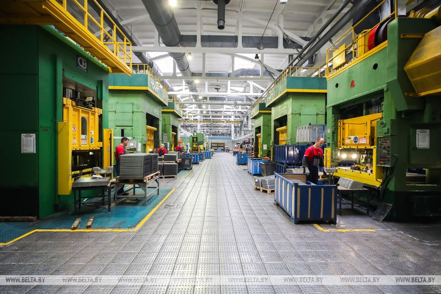 Губернатор Ульяновской области России посетил УП «Гефест-техника»