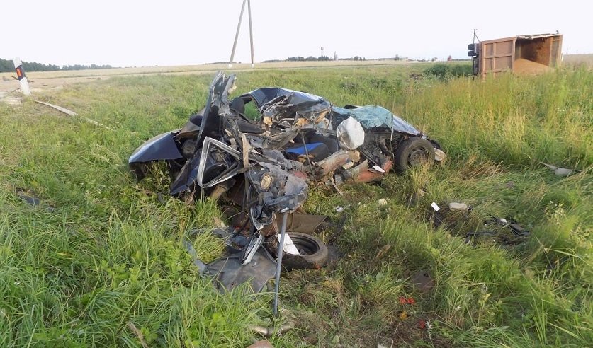 Грузовик столкнулся с легковушкой под Мстиславлем, погибли супруги. Появилось видео жуткого ДТП
