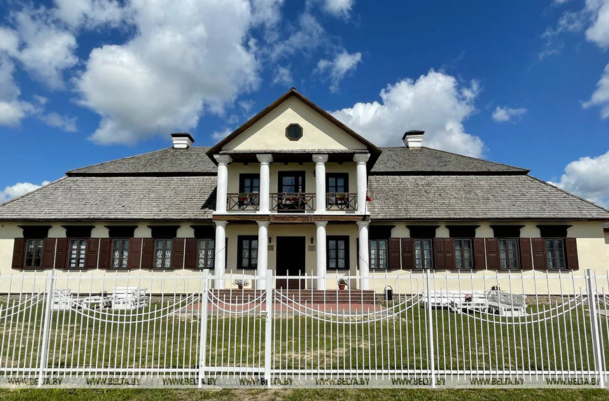 Кто такой уроженец Брестской области Наполеон Орда и почему к нему такой интерес? Отправились на родину художника