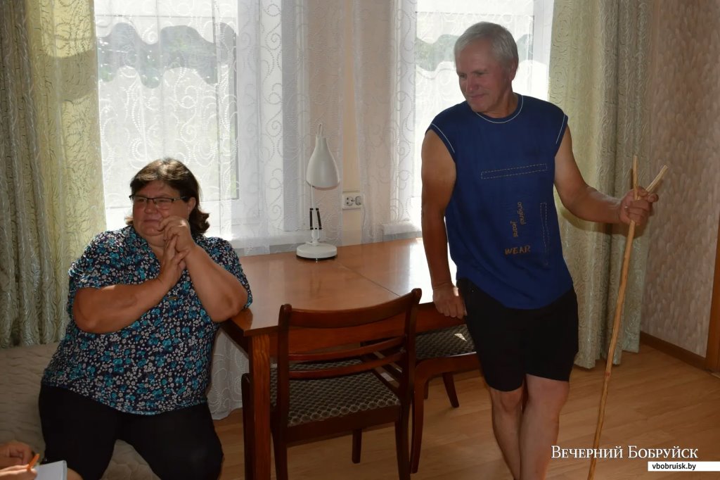 «Лисичек сдавали на 800 рублей, черники – на 1000, корзин продали на 3 тысячи». Как семья подрабатывает на дарах природы