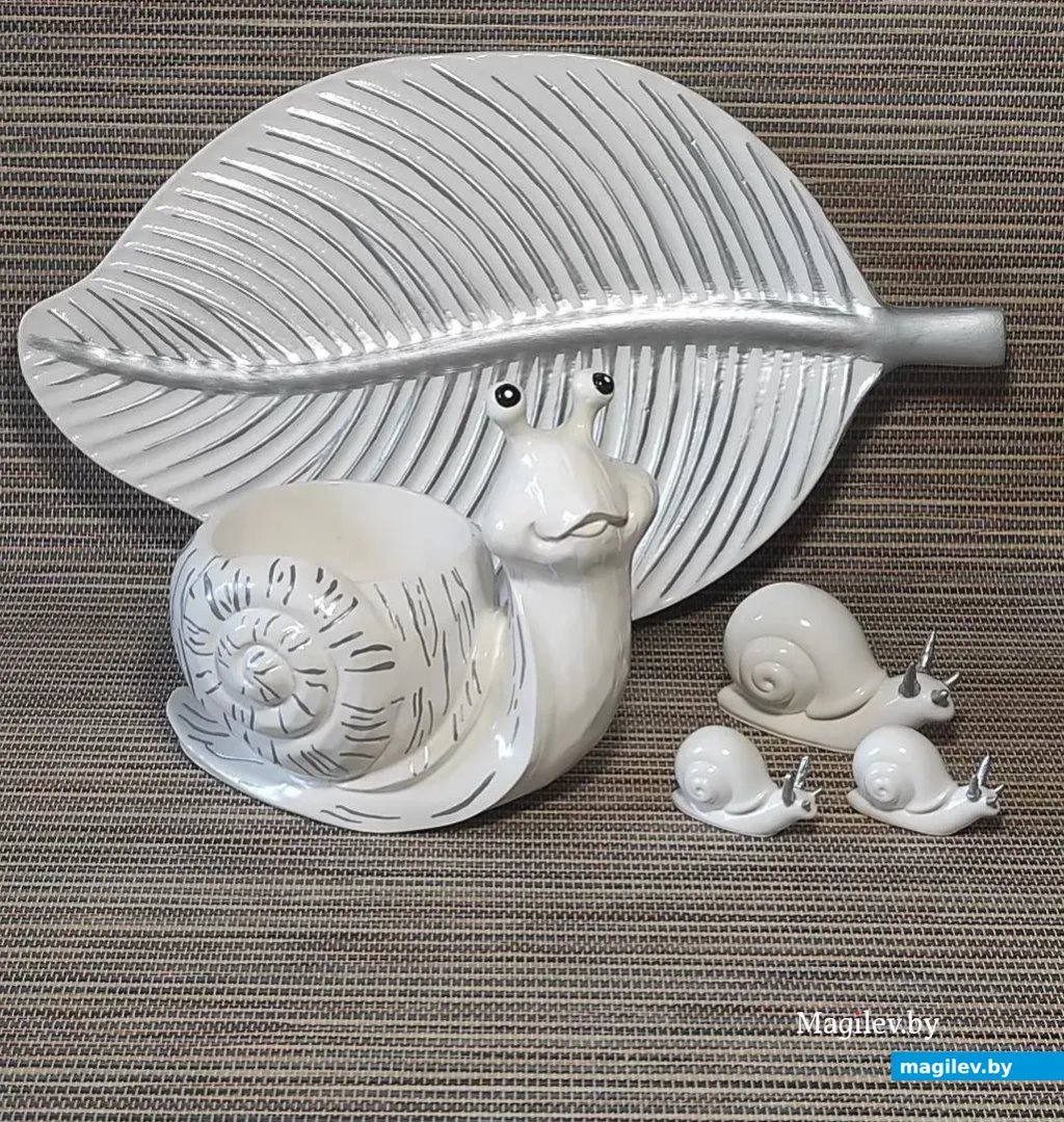 «Настоящий белорус инструкцию читает, когда все сломает». Как медработник научилась делать поделки из гипса, а теперь их продает