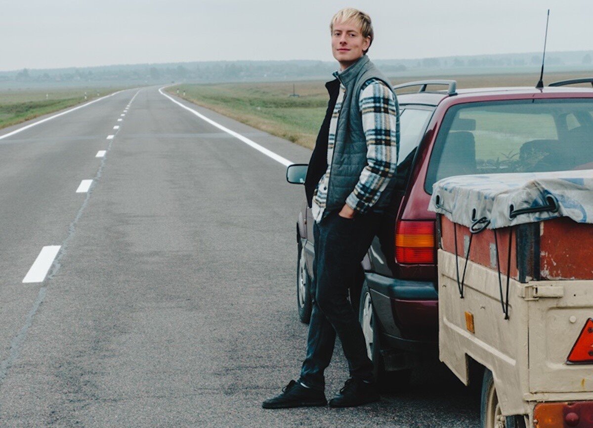 Брестчанин превратил VW Passat (B4) в «кветкамобиль»